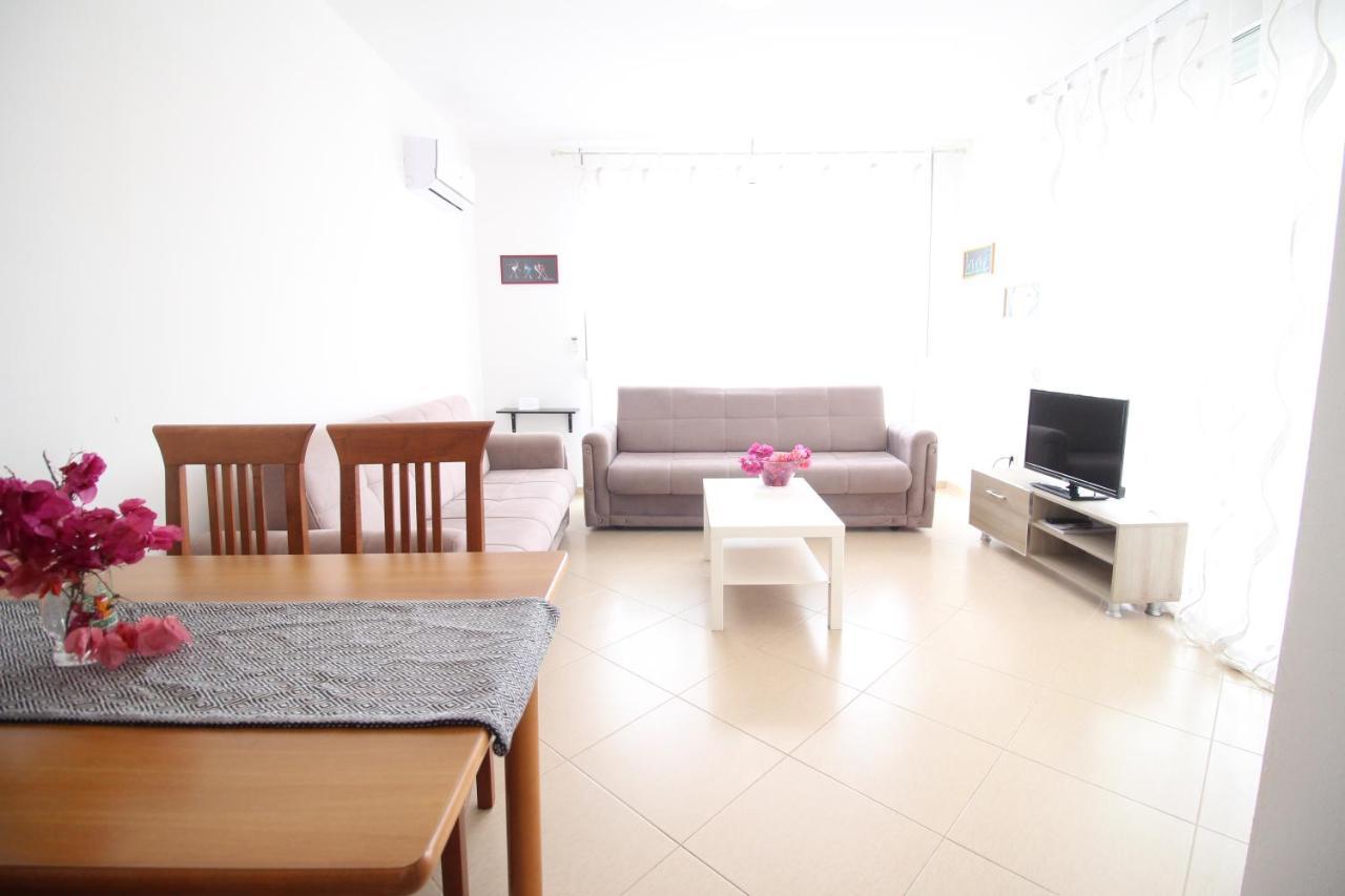 The Bay Apartments ساراندا المظهر الخارجي الصورة