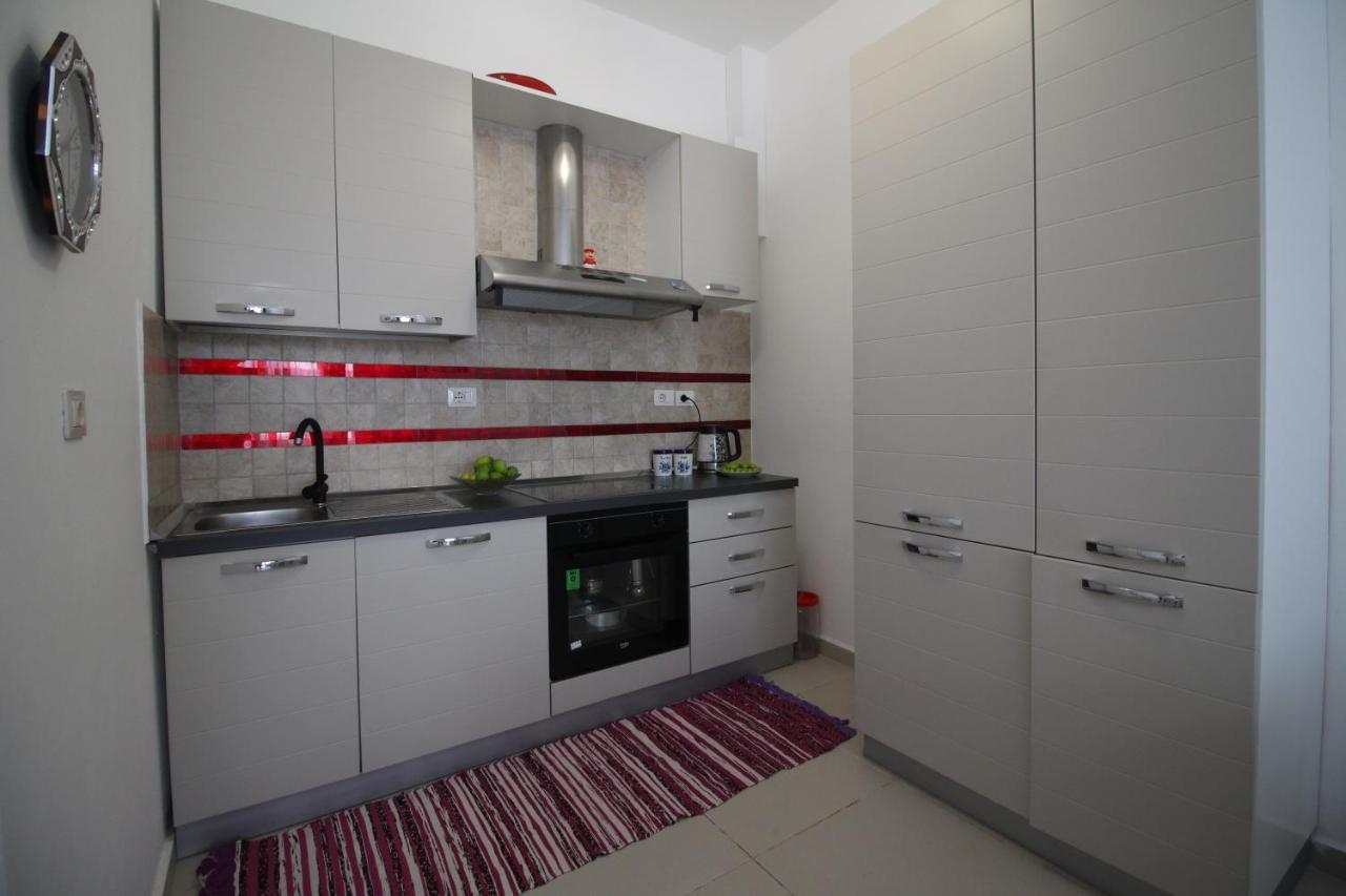 The Bay Apartments ساراندا المظهر الخارجي الصورة