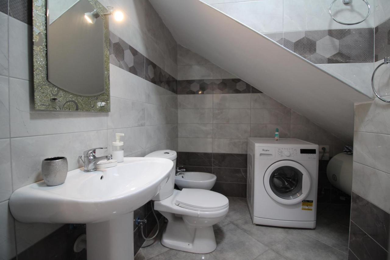 The Bay Apartments ساراندا المظهر الخارجي الصورة