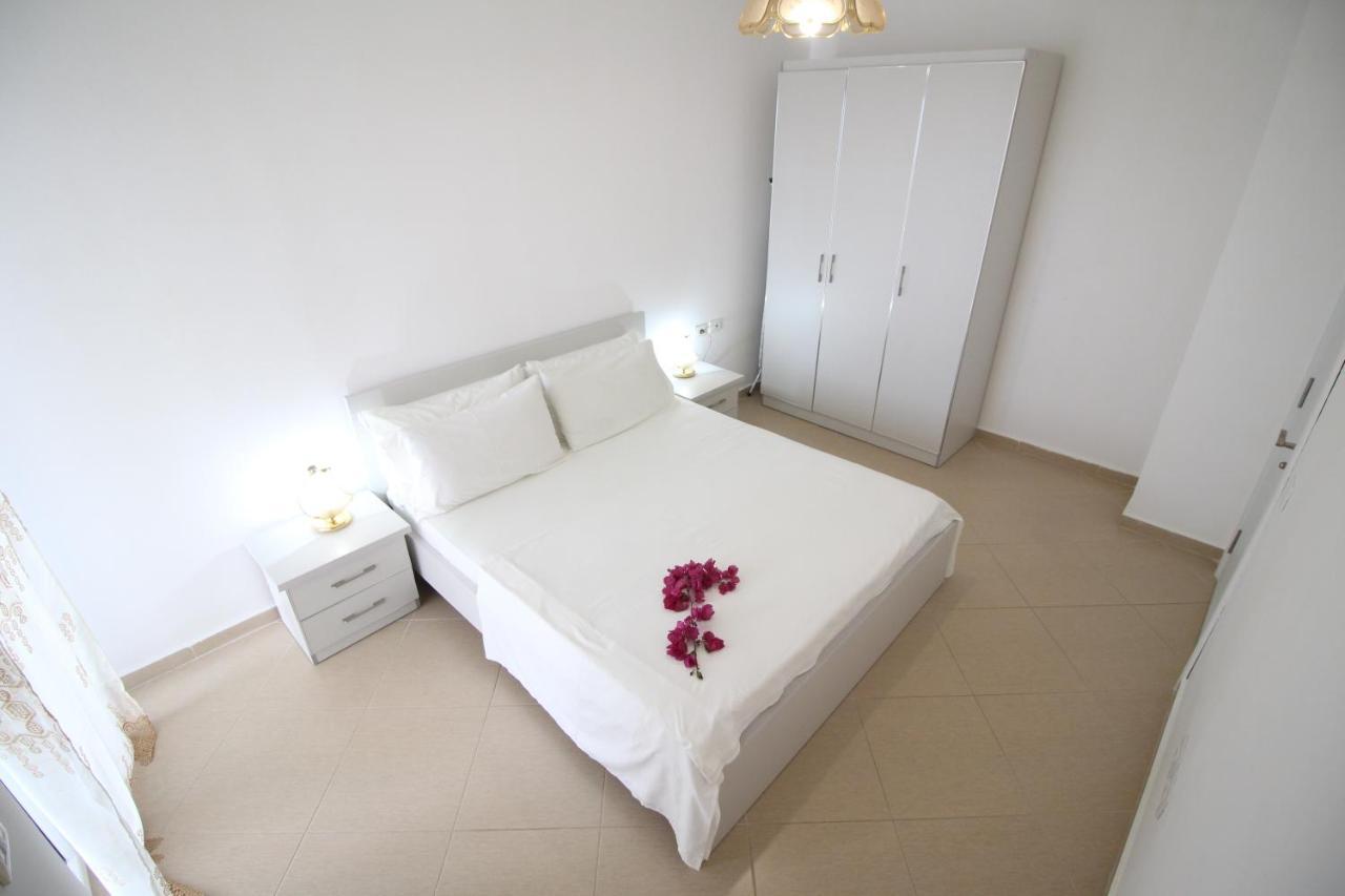 The Bay Apartments ساراندا المظهر الخارجي الصورة